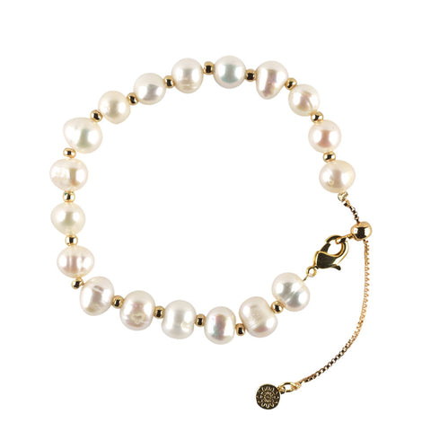 Pearl bracelet with gold accents 