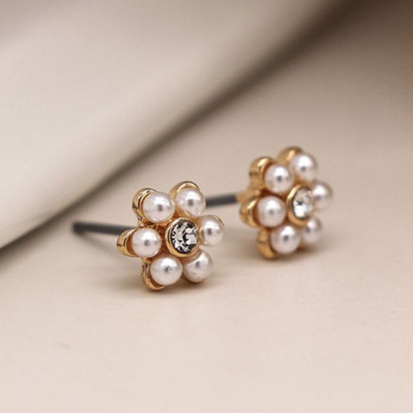 Pearl Flower Stud Earrings - 