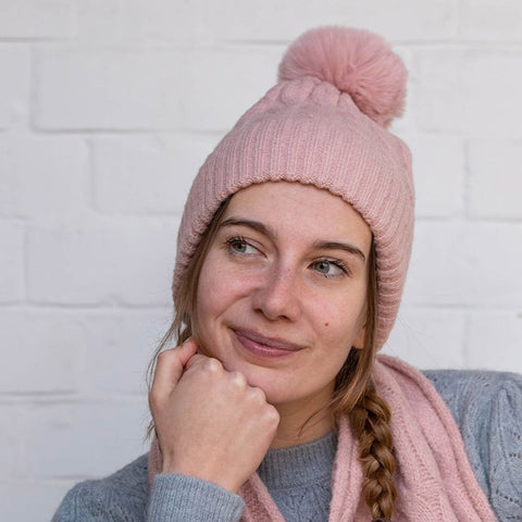 Cable Knit Pom Pom Hat